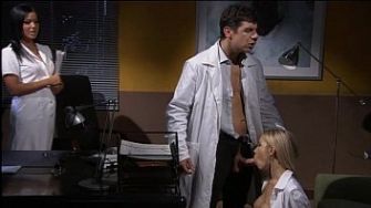 Великолепный секс с  горячими секретарями